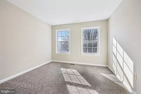 Bedroom - 11322 Quietfields St, Waldorf, MD 20601 photo 5 of 5