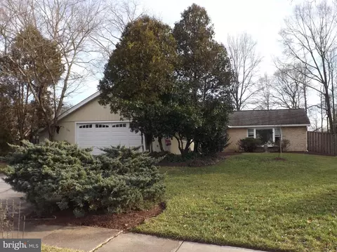 3109 Tudor Rd, Waldorf, MD 20601