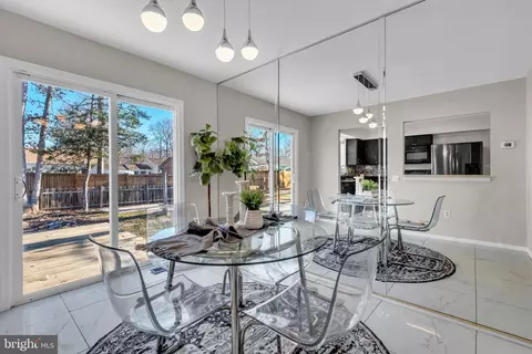 Dining - 2012 English Oak Ct, Waldorf, MD 20601 photo 2 of 3