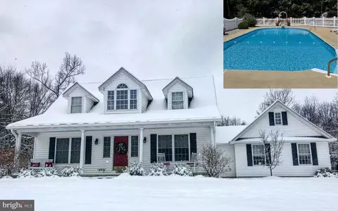 11841 Knollcrest Ln, La Plata, MD 20646