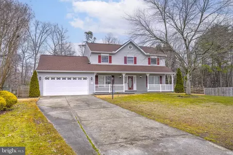 5111 Jumprock Ct, Waldorf, MD 20603
