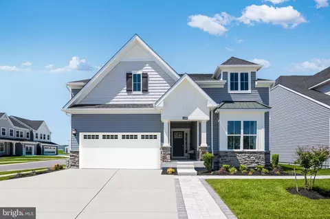 10057 Shenandoah Ln, White Plains, MD 20695