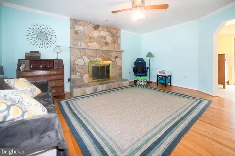 8555 Ridge Ct, Waldorf, MD 20603 photo 17