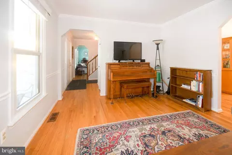 8555 Ridge Ct, Waldorf, MD 20603 photo 5