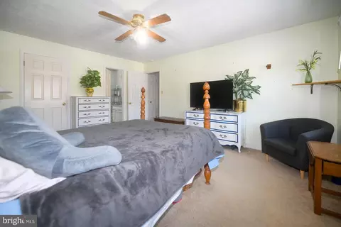 8555 Ridge Ct, Waldorf, MD 20603 photo 23
