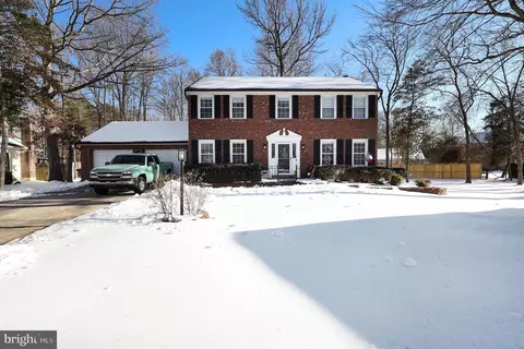 3725 Pecan Ct, Waldorf, MD 20602