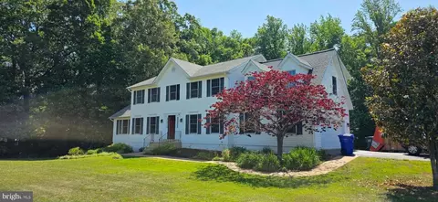 4940 Bryantown Rd, Waldorf, MD 20601