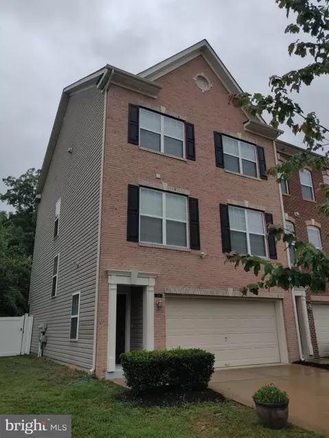 101 Millet Pl, La Plata, MD 20646