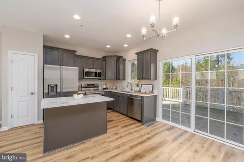5060 Oyster Reef Pl, Waldorf, MD 20602