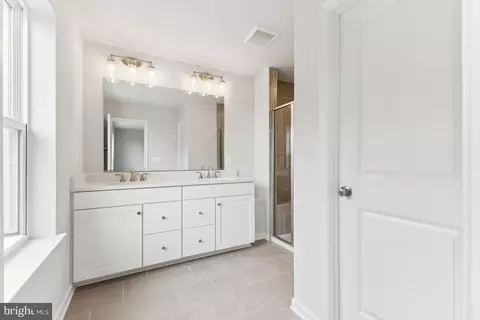 Entry Way - 9648 Killenney Pl, Waldorf, MD 20601 photo 9 of 11