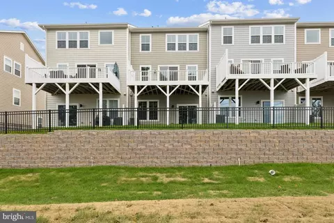 Exterior - 9648 Killenney Pl, Waldorf, MD 20601 photo 2 of 2