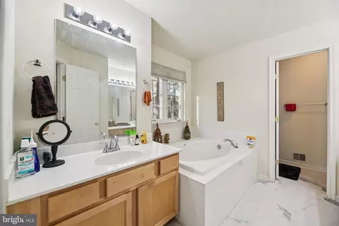 Bath - 11275 Lord Baltimore Dr, Swan Point, MD 20645 photo 3 of 3