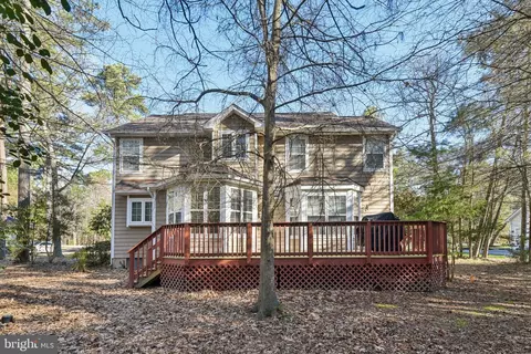 Exterior - 11275 Lord Baltimore Dr, Swan Point, MD 20645 photo 5 of 7