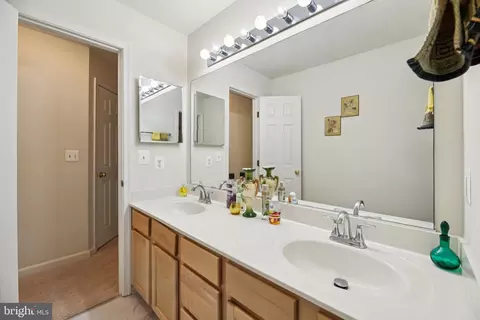 Bath - 11275 Lord Baltimore Dr, Swan Point, MD 20645 photo 2 of 3