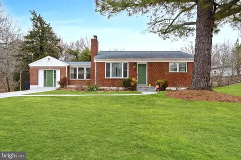 3270 Green Meadows Dr, Indian Head, MD 20640