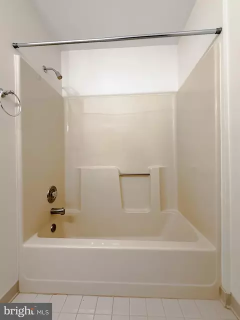 Bath - 7615 Mill Creek Rd, Benedict, MD 20612 photo 5 of 5