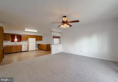 Living - 7615 Mill Creek Rd, Benedict, MD 20612 photo 1 of 5
