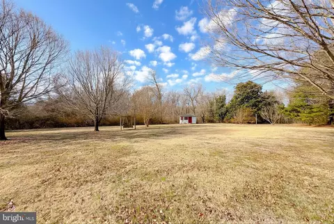 Exterior - 7615 Mill Creek Rd, Benedict, MD 20612 photo 3 of 3