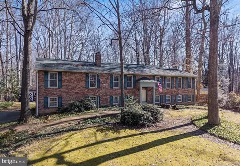 5304 Lily Ct, La Plata, MD 20646