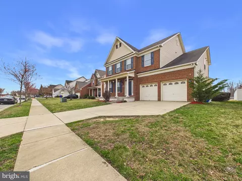 4997 Saint Matthews Dr, Waldorf, MD 20602