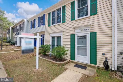3898 Light Arms Pl, Waldorf, MD 20602