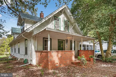 Exterior - 7532 Bumpy Oak Rd, La Plata, MD 20646 photo 3 of 7