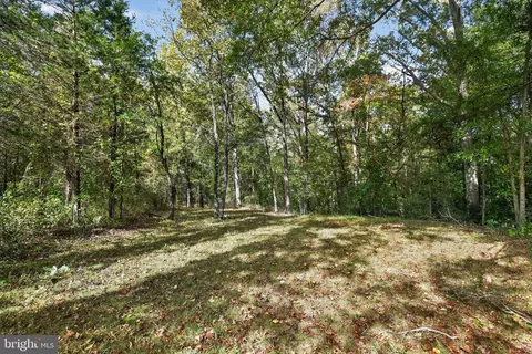 Exterior - 7532 Bumpy Oak Rd, La Plata, MD 20646 photo 7 of 7