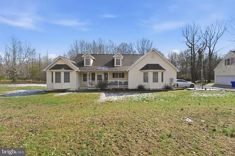 6870 Hawkins Gate Rd, La Plata, MD 20646