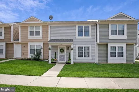 4098 Bluebird Dr, Waldorf, MD 20603