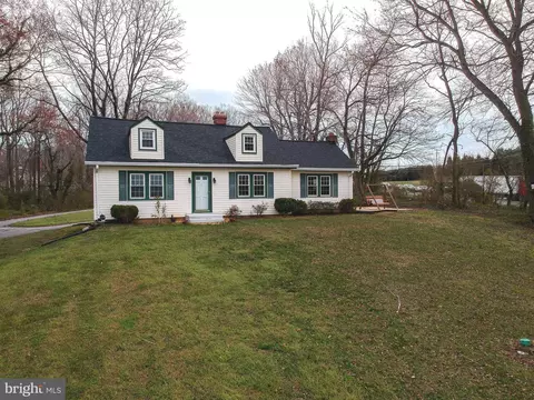 5680 Bryantown Rd, Waldorf, MD 20601