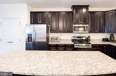 Kitchen - 3166 High Rocks Pl, Waldorf, MD 20601 photo 2 of 2