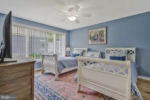 Bedroom - 11610 Bachelors Hope Ct, Issue, MD 20645 photo 6 of 7