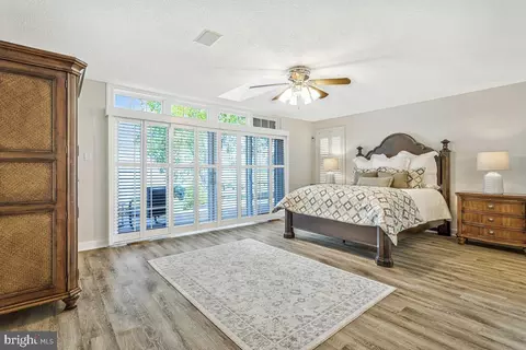 Bedroom - 11610 Bachelors Hope Ct, Issue, MD 20645 photo 1 of 7