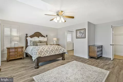 Bedroom - 11610 Bachelors Hope Ct, Issue, MD 20645 photo 3 of 7