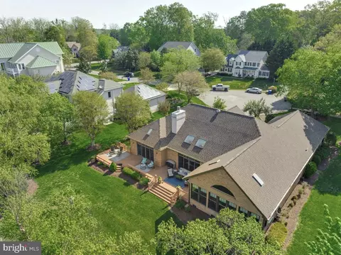 View/Area - 11610 Bachelors Hope Ct, Issue, MD 20645 photo 4 of 20