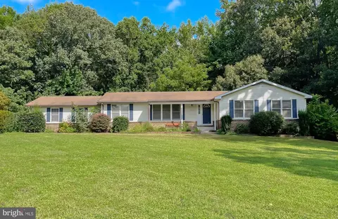 12400 Popes Creek Rd, Newburg, MD 20664