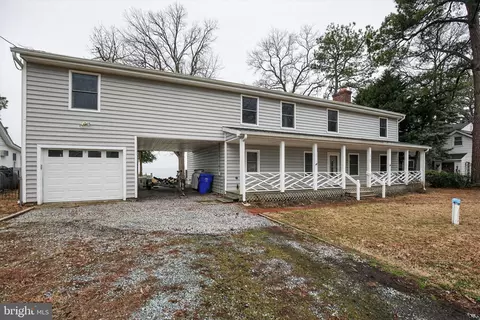 15185 Potomac River Dr, Cobb Island, MD 20625