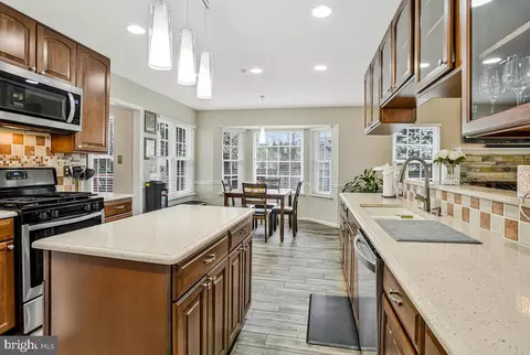 Kitchen - 3001 N Declaration Ct, Waldorf, MD 20603 photo 4 of 5