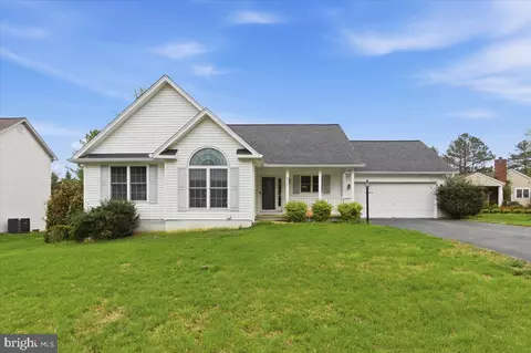 8537 Anderegg Pl, Waldorf, MD 20603