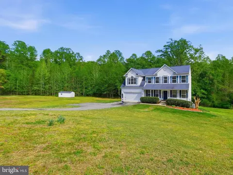 6284 Baywood Ct, Hughesville, MD 20637