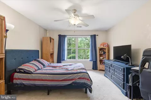 Bedroom - 5829 Lockmere Pl, Waldorf, MD 20601 photo 3 of 5