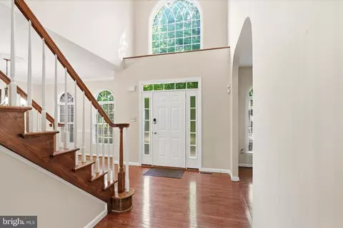 Entry Way - 5829 Lockmere Pl, Waldorf, MD 20601 photo 2 of 11