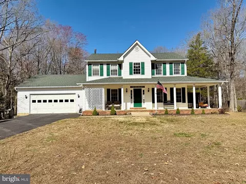 11340 Dobbins Ln, La Plata, MD 20646