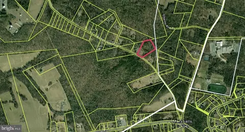 Bumpy Oak Road, La Plata, MD 20646 photo 3