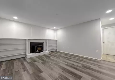Living - 2419 Pinefield Rd, Waldorf, MD 20601 photo 3 of 5