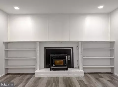 Living - 2419 Pinefield Rd, Waldorf, MD 20601 photo 4 of 5
