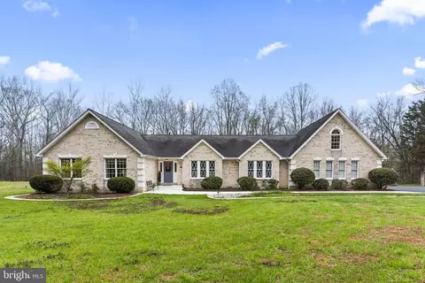 5080 Vest Ln, Waldorf, MD 20601