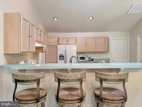 Kitchen - 14890 Ivanhoe Ct, Issue, MD 20645 photo 2 of 12