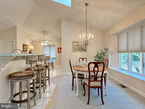Dining - 14890 Ivanhoe Ct, Issue, MD 20645 photo 2 of 9