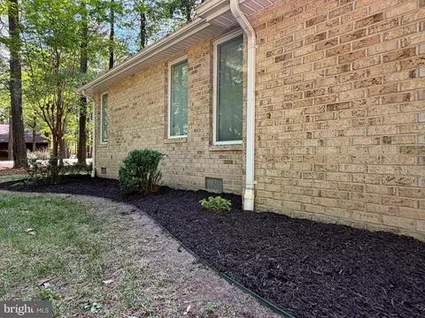 Exterior - 14890 Ivanhoe Ct, Issue, MD 20645 photo 16 of 17